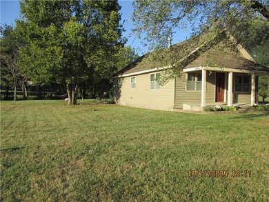 Smithville Lake Home Sale Pending in Trimble Missouri