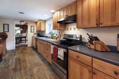 Welcome to Kibbe Point, one of the most distinctive lakefront - photo 14