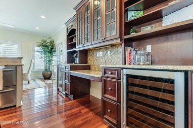 Set within the sought-after Turtle Creek neighborhood on Oak - photo 22