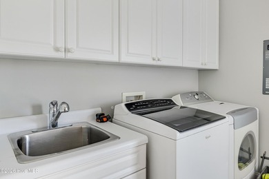 Set within the sought-after Turtle Creek neighborhood on Oak - photo 29