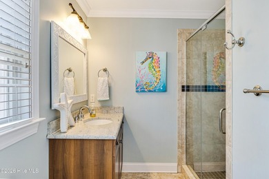 Set within the sought-after Turtle Creek neighborhood on Oak - photo 31