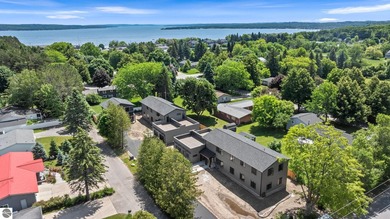Under $800K in Charlevoix - brand-new luxury offering. Hard to - photo 33