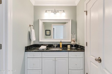 Set within the sought-after Turtle Creek neighborhood on Oak - photo 42