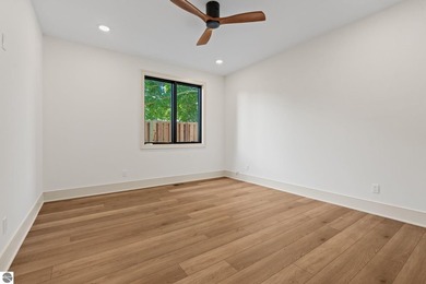Under $800K in Charlevoix - brand-new luxury offering. Hard to - photo 22