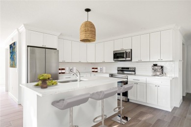 (private lake, pond, creek) Home For Sale in Vero Beach Florida