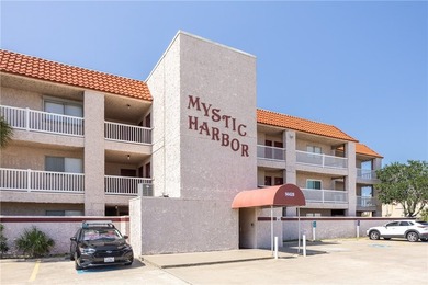 Stunning Waterview Island Condo! Situated in the popular Mystic - photo 1