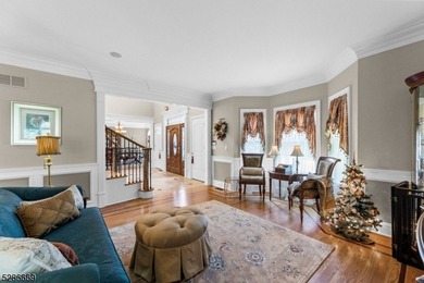 Magnificent 6000sf+- French Provincial Estate Custom Home w - photo 11