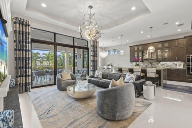 Stunning 4-bedroom, 5-bathroom lakefront estate home in - photo 15