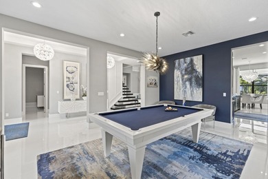 Stunning 4-bedroom, 5-bathroom lakefront estate home in - photo 16