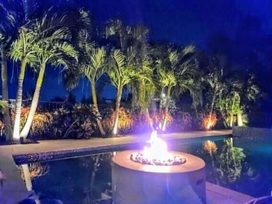 Stunning 4-bedroom, 5-bathroom lakefront estate home in - photo 18