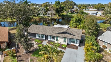 (private lake, pond, coastal) Home For Sale in Bradenton Florida