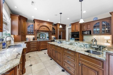 Magnificent 6000sf+- French Provincial Estate Custom Home w - photo 23