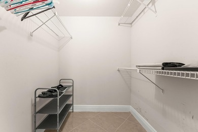 Beautifully renovated 2nd-floor corner unit in the highly - photo 23