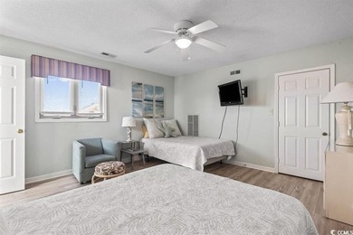This freshly painted furnished 2-bedroom, 2-bathroom condo with - photo 28