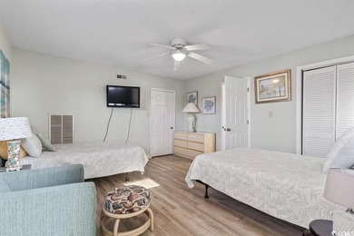 This freshly painted furnished 2-bedroom, 2-bathroom condo with - photo 29