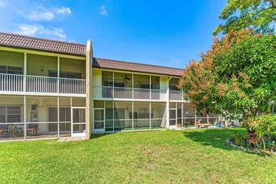 Beautifully renovated 2nd-floor corner unit in the highly - photo 30