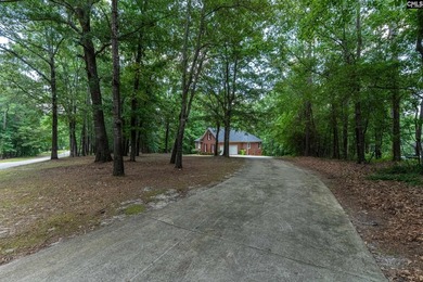 Welcome to this custom-built, all-brick home nestled on 1.55 - photo 38