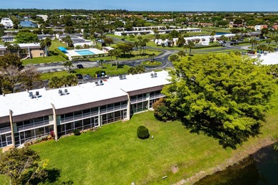 Beautifully renovated 2nd-floor corner unit in the highly - photo 39