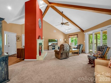 Well maintained ranch home situated on 1/2 wooded lot in the - photo 6