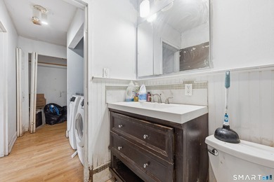 Welcome to this 1-bedroom condo located in the highly desirable - photo 9