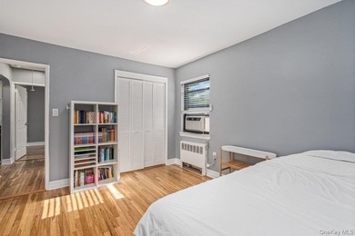Corner 2 Bedrooms Garden Apt, Living Rm, Full Bath, Extra Window - photo 18