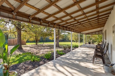Total package deal here - This property features 2 TWO living - photo 19