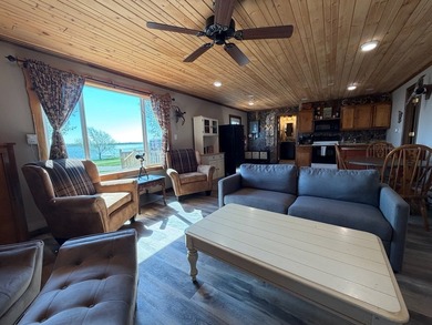 Nestled on the quiet southwest side of Waubay Lake - photo 6