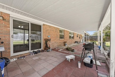 Tucked into the heart of Niceville, this updated 3-bed, 2-bath - photo 32