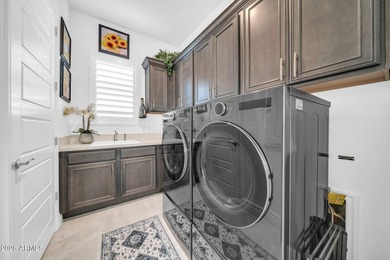 YOUR OPPORTUNITY TO OWN A BETTER-THAN-NEW DREAM HOME in a new - photo 38