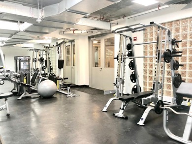 BEAUTIFUL APARTMENT IN MIDTOWN. 2 BEDROOM AND 2 BATHROOM. WITH