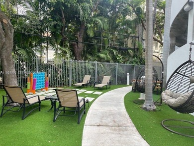 BEAUTIFUL APARTMENT IN MIDTOWN. 2 BEDROOM AND 2 BATHROOM. WITH