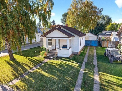 American Falls Lake Home For Sale in American Falls Idaho