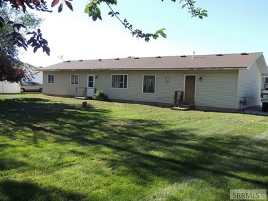 Hard to find 1-level home with a great-room for the - photo 13