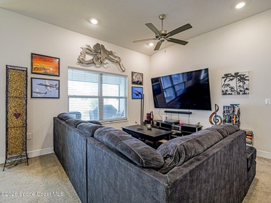 Welcome home to this beautifully maintained 3-bedroom, 2-bath - photo 10