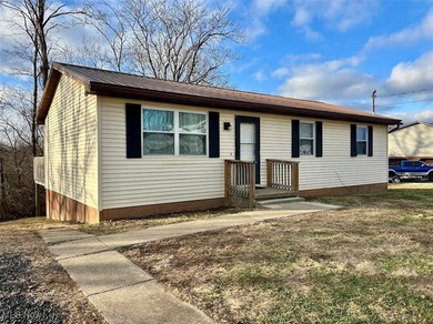 Ohio River Home For Sale in Marietta Ohio