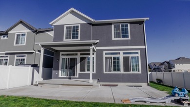 Welcome to this well-kept 4-bedroom, 2.5-bath home located in - photo 44