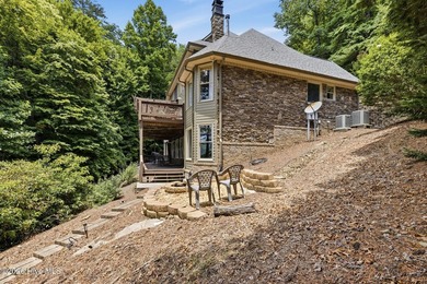 Welcome to your private LAKE NANTAHALA RETREAT! This - photo 53