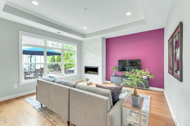 Light and Bright! Thoughtfully-designed, and immaculately - photo 8