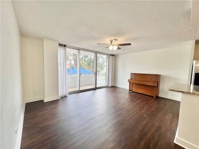 Enjoy coastal living at its best in this bright and inviting - photo 6