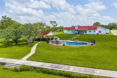 10+/- acres on Lake Corpus Christi o?ering approximately 4 - photo 8