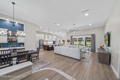 An extraordinary, completely remodeled residence on the Par 5 - photo 7