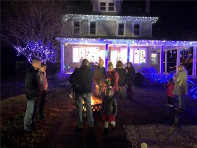 Perfect location for your commercial or retail operations!