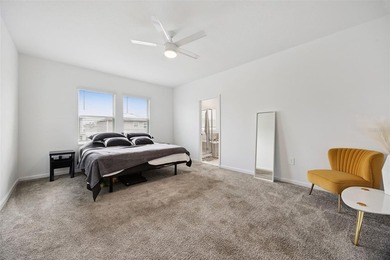 BACK ON MARKET DUE TO BUYER UNABLE TO SECURE FINANCING! Welcome - photo 26