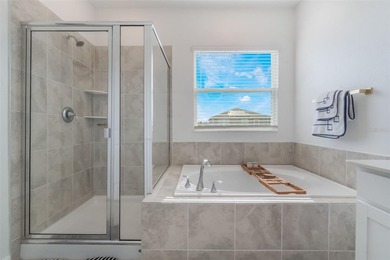 BACK ON MARKET DUE TO BUYER UNABLE TO SECURE FINANCING! Welcome - photo 29