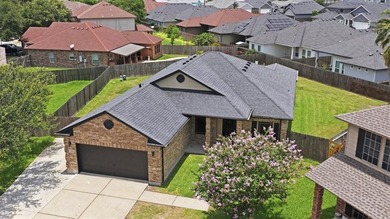 NEWLY renovated four-bedroom,two-bathroom split-plan home with - photo 1
