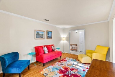 Come see what this charming 4-bedroom, 2-bathroom Bayside Home - photo 5