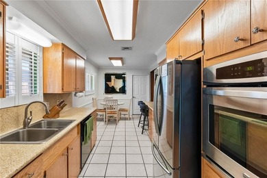 Come see what this charming 4-bedroom, 2-bathroom Bayside Home - photo 9