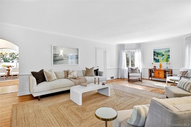 Welcome to this stunning Grand Colonial nestled on a .3 acre - photo 8