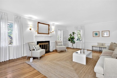 Welcome to this stunning Grand Colonial nestled on a .3 acre - photo 9