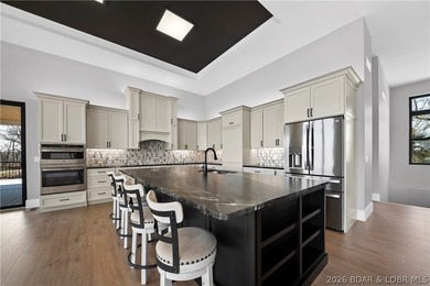 Exceptional Lake of the Ozarks retreat offering luxury - photo 16